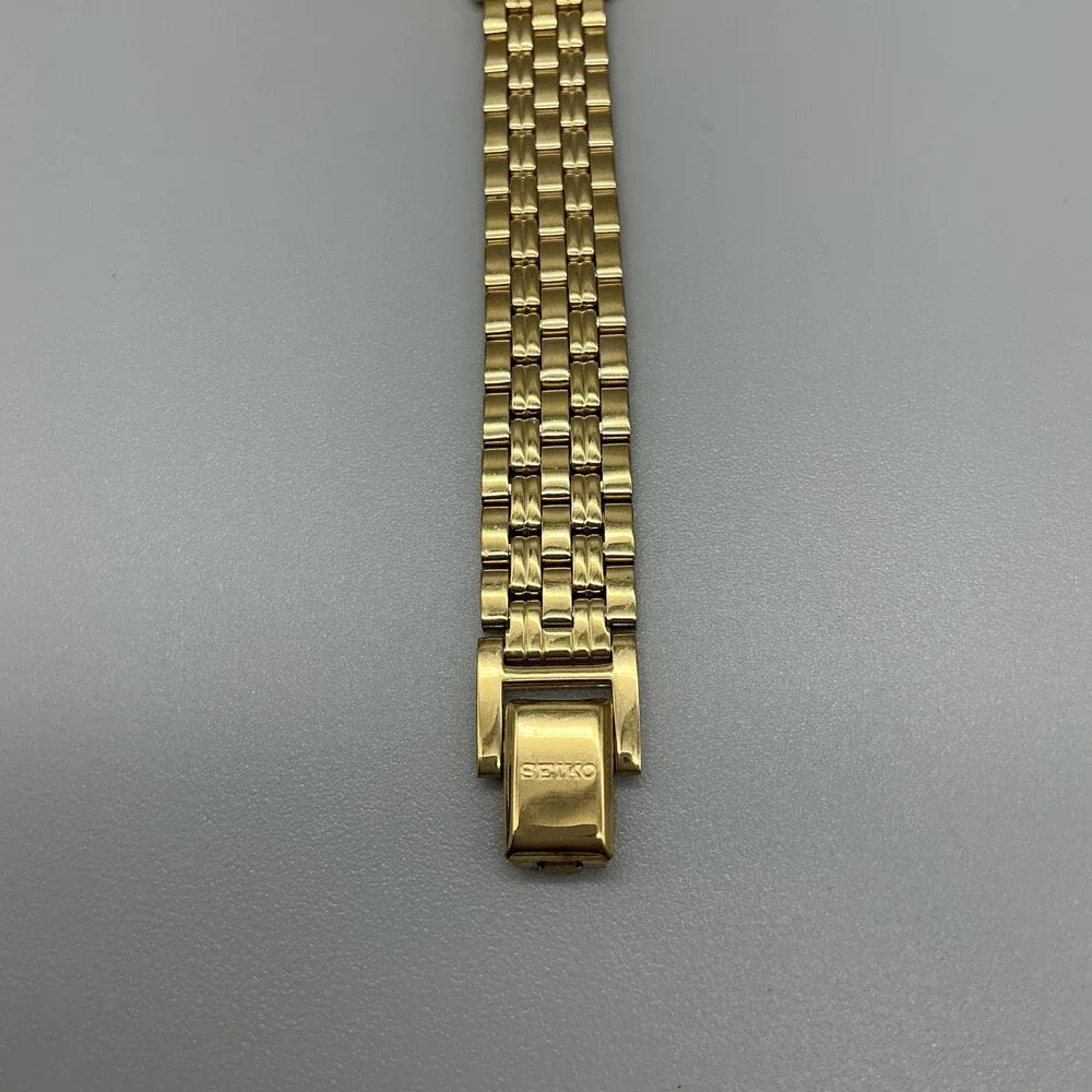Seiko Womens Watch 24mm Gold Tone Round Dial V700-2K00 New Battery 7.5